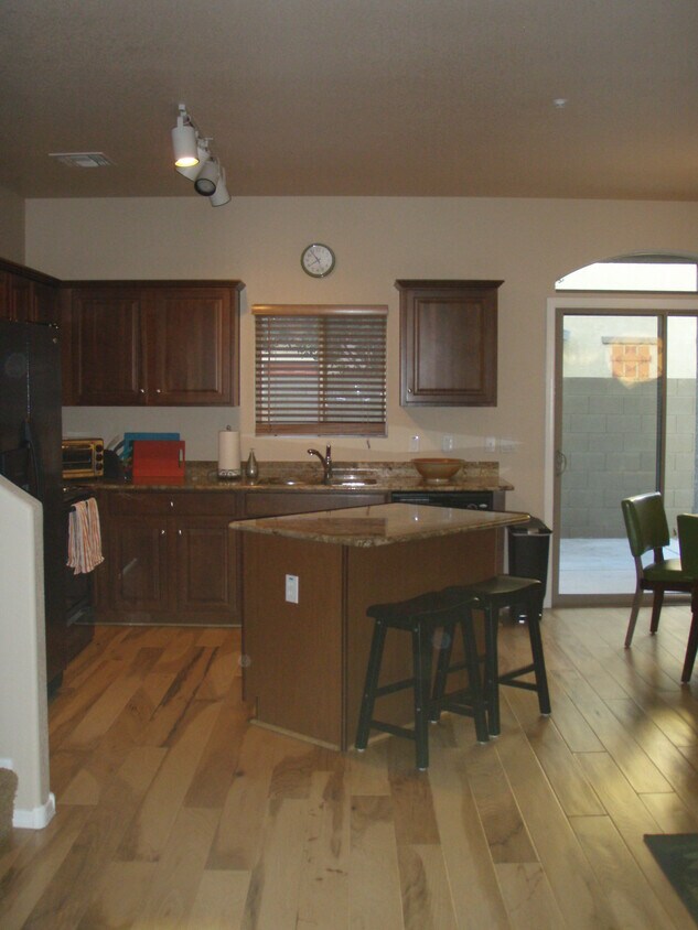 2401 E Rio Salado Pkwy, Tempe, AZ 85281 Condo for Rent in Tempe, AZ