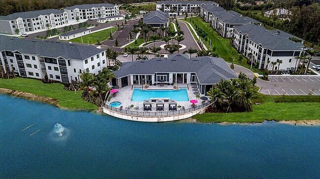 Stunning views of apartments for rent in Fort Myers, Fl - 81 West