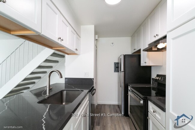 Foto del edificio - 302 N 2nd St