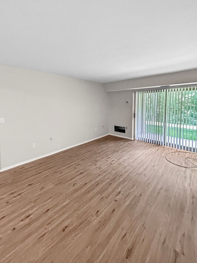 Photo - One Bedroom Condo in Moon Township!!