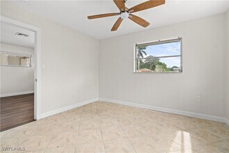 Building Photo - 27470 Village Garden Way