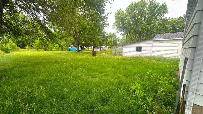 Building Photo - FOR RENT- Adorable 2 bed 1 bath in Washburn IA!!