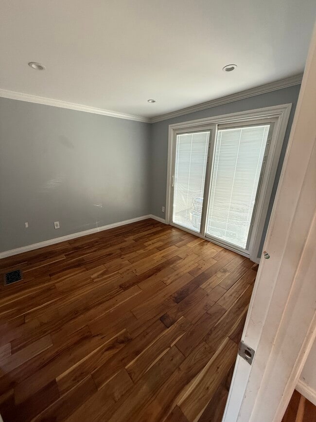 Bedroom 1 - 1233 Hyperion Ave