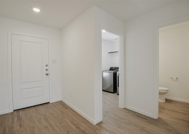 Building Photo - 21811 Carpineti Ln