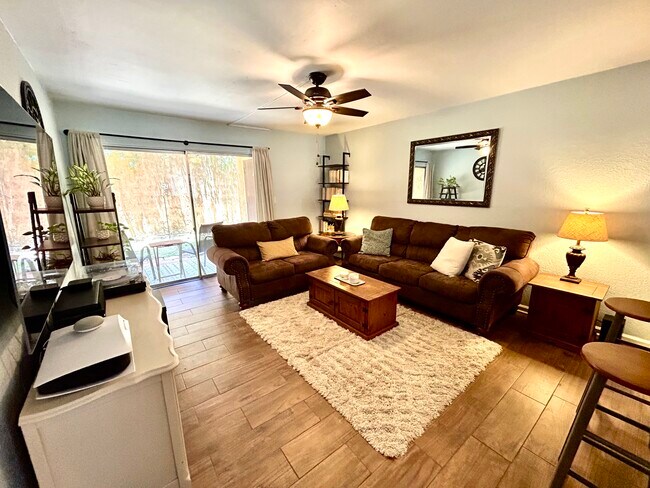 Foto del edificio - 1810 NW 23rd Blvd