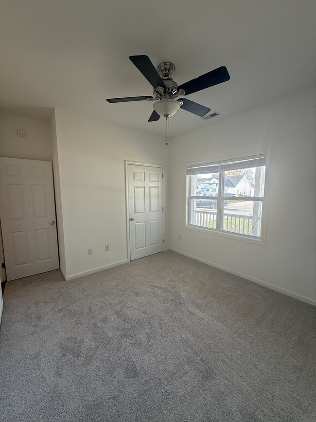 Foto del edificio - 232 Rutledge Ave