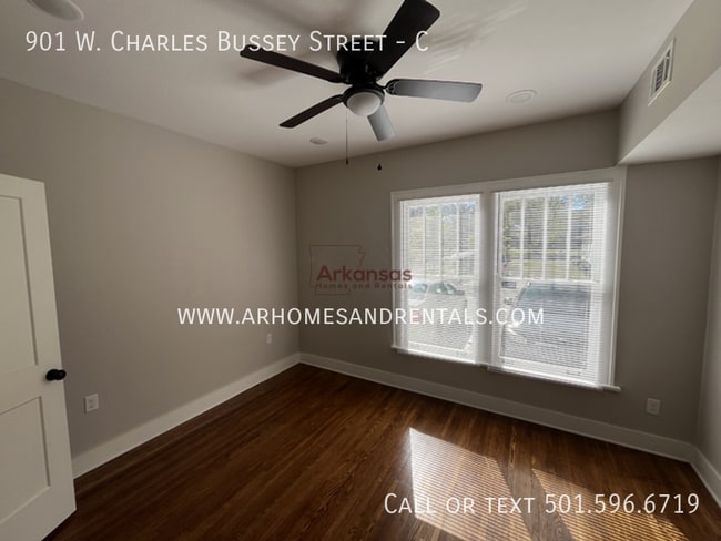 Building Photo - 901 W Charles Bussey Ave