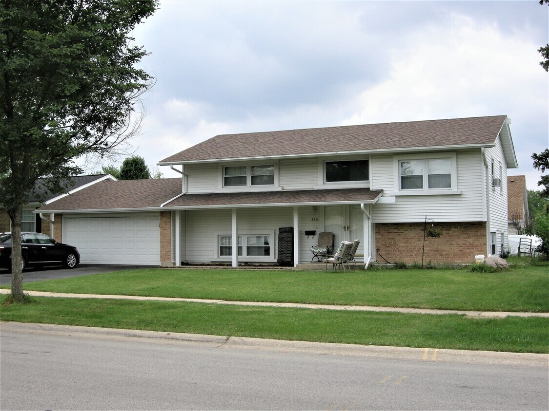 Primary Photo - 335 Wellington Ave