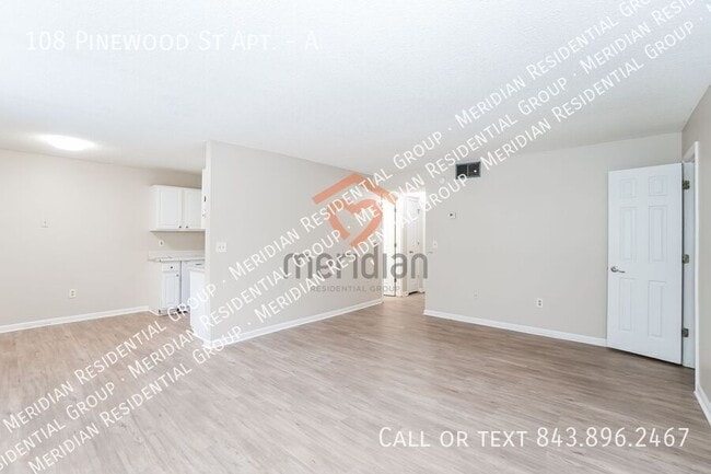 Building Photo - 108 Pinewood St