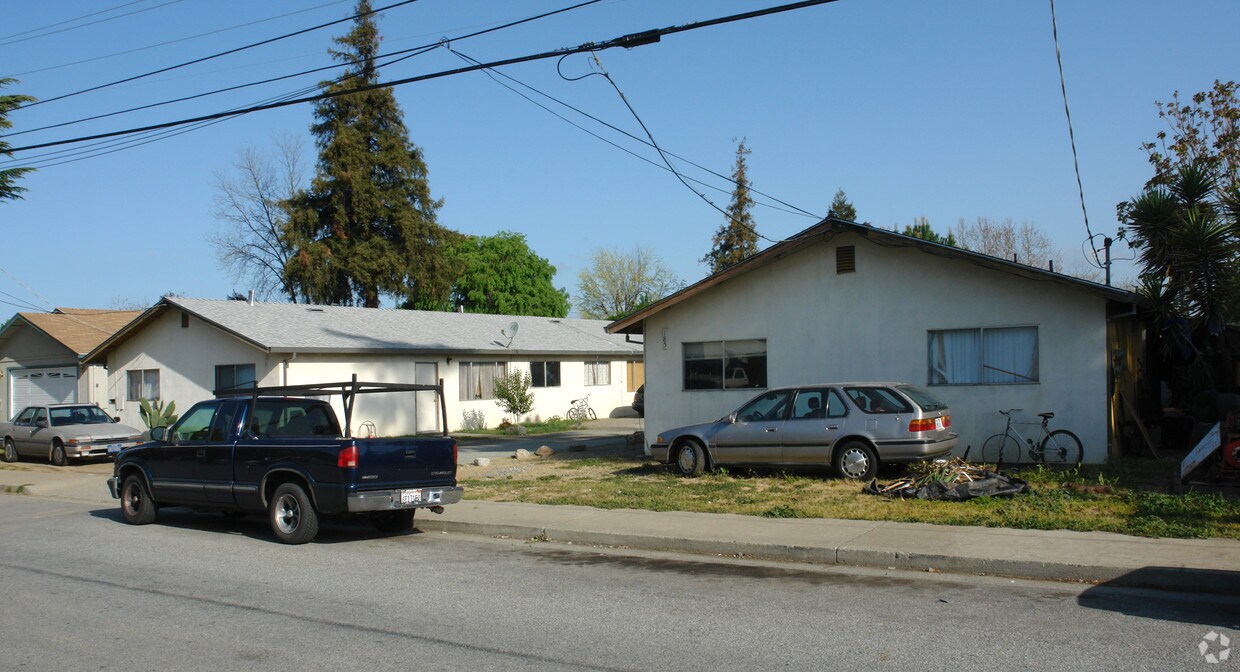 Foto principal - 175-185 Ronan Ave