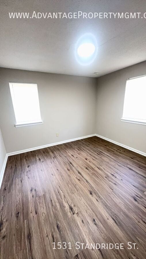 Building Photo - 1531 Standridge St