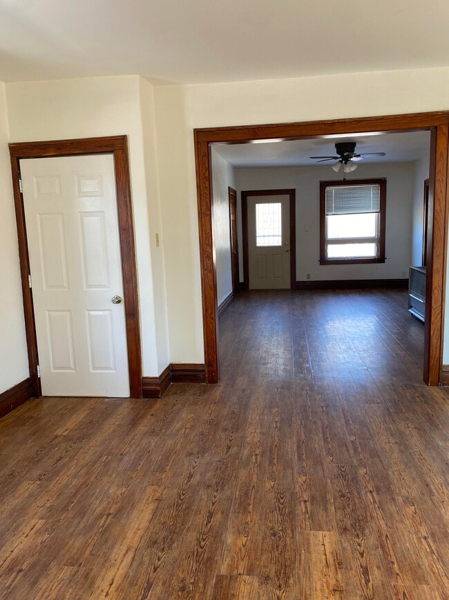 Fotografía del edificio - 321 Macomber St