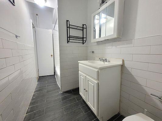 Foto del edificio - 1 bedroom in Bronx NY 10471