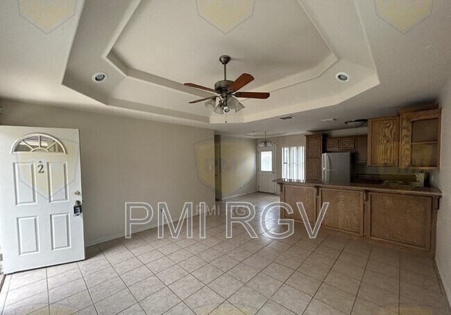 Building Photo - 3802 S Radisson Ave