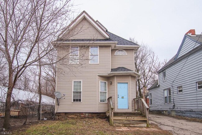 Building Photo - 1417 W 85th St