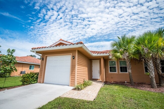 Foto del edificio - Burnt Store Isles duplex