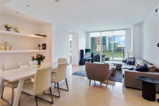 Foto del edificio - 50 South Pointe Dr