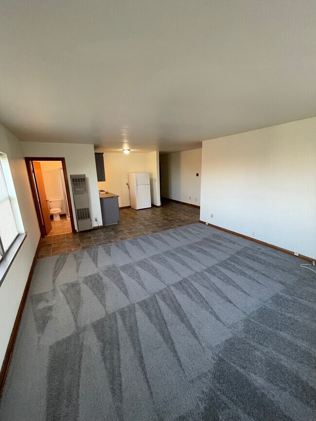 Foto del edificio - 4611 W National Ave