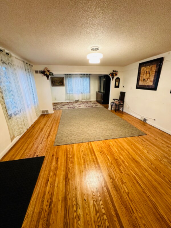 Building Photo - 157 Woodell Ave