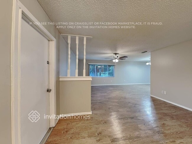 Foto del edificio - 4411 Orangebrook Dr