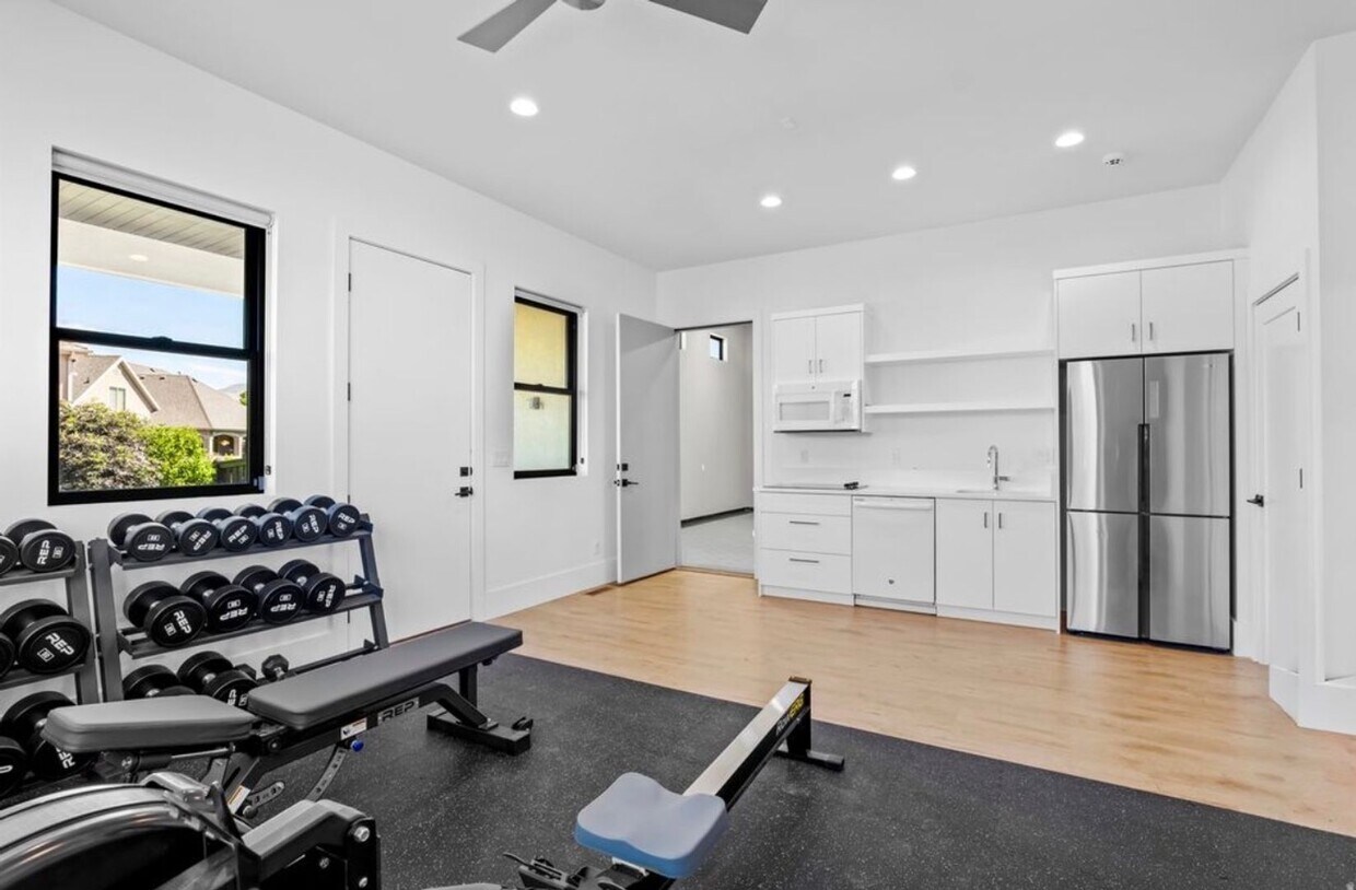 Foto del edificio - 2883 W Parkside Dr
