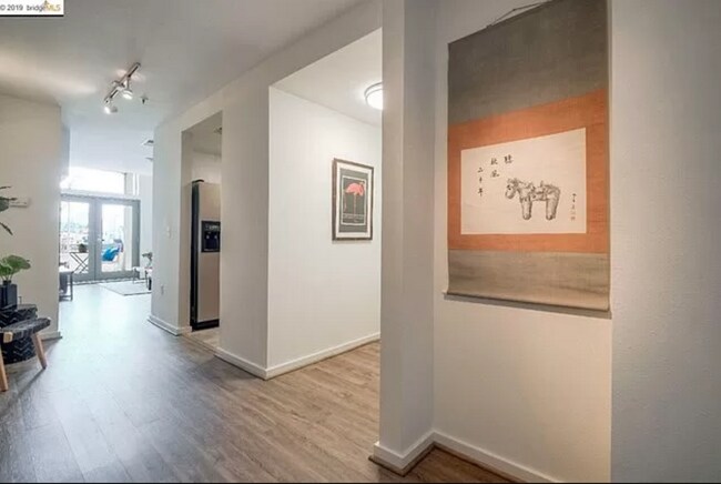 Building Photo - 426 27th St
