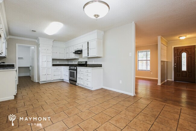 Foto del edificio - 17 Greenbrier Dr