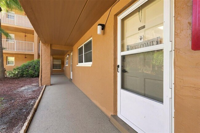 Building Photo - 12760 Indian Rocks Rd