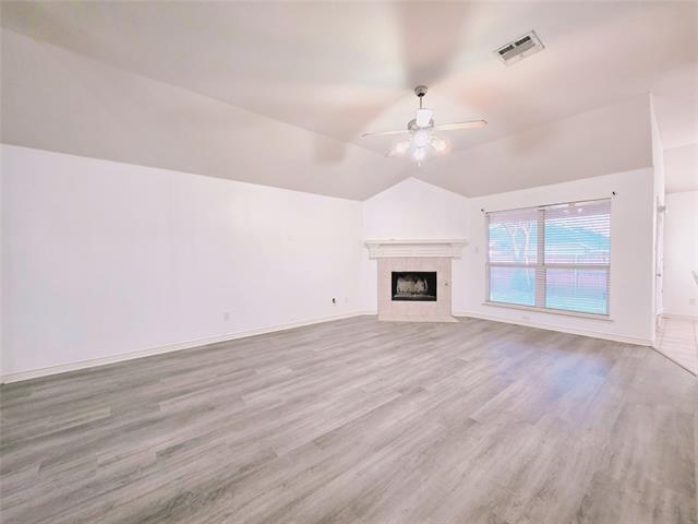 Foto del edificio - 1610 Lake Travis Dr