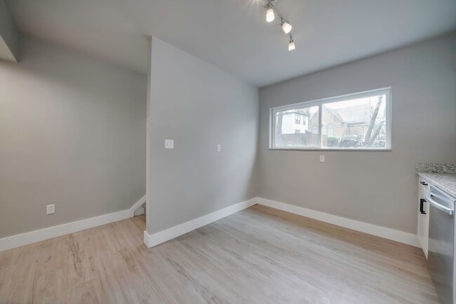 Building Photo - Remodeled 2 bedroom with parking & yard