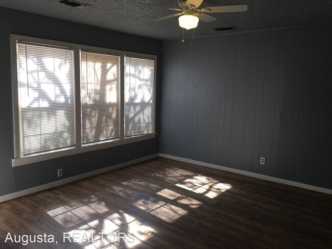 Building Photo - 2 br, 1 bath House - 2310 N 18th