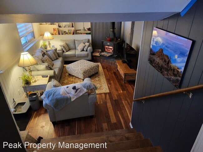 Foto del edificio - 4 br, 2 bath House - 2 Irwin St.