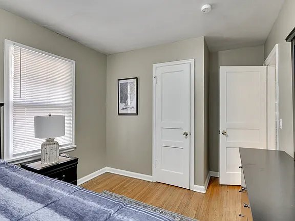 Foto del edificio - 4611 Wakeley St