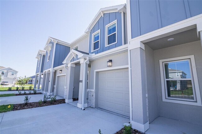Building Photo - 2638 Runners Cir