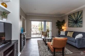 2BR, 1BA - Cannes - Regatta