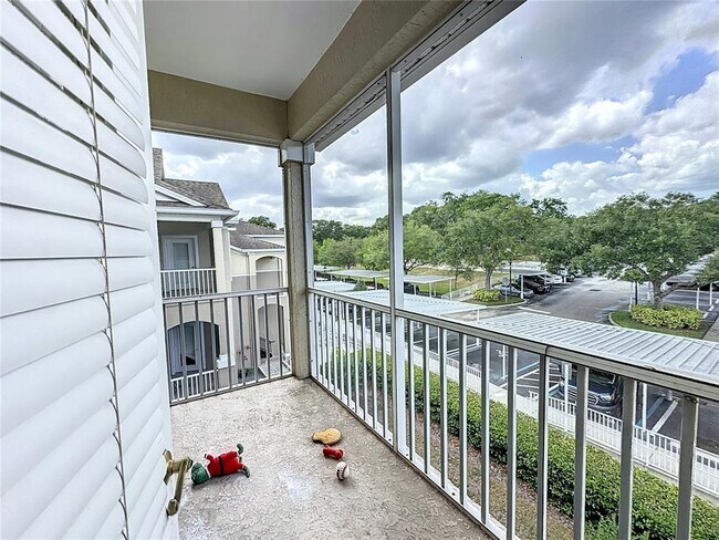 Foto del edificio - 586 Brantley Terrace Way