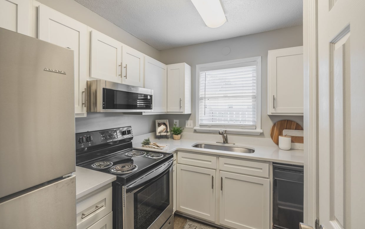 Primary Photo - The Alden Townes