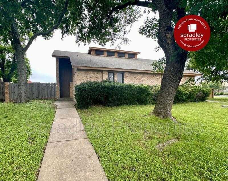 3209A Morning Glory Dr, Temple, TX 76502 Townhome Rentals in Temple