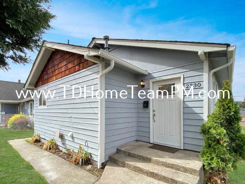 Foto principal - 2330 S Wilkeson St