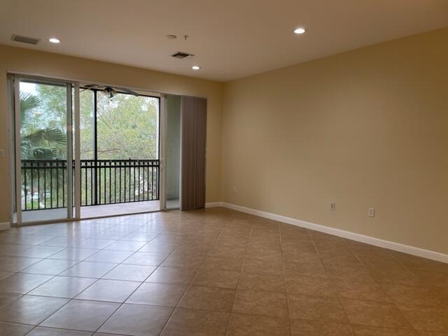 Building Photo - 2901 NW 126th Ave