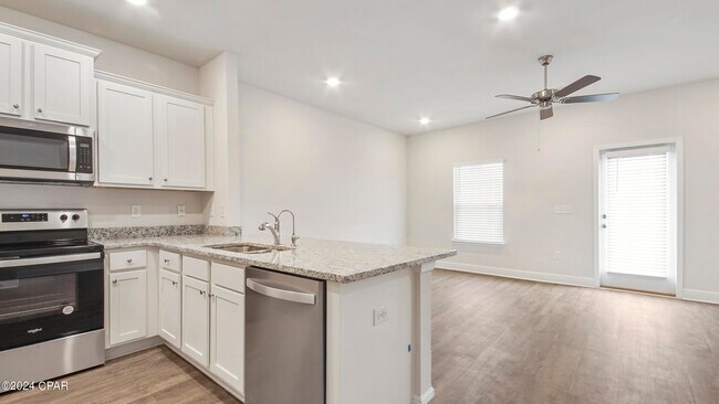 Foto del edificio - 1651 Caleigh Ct