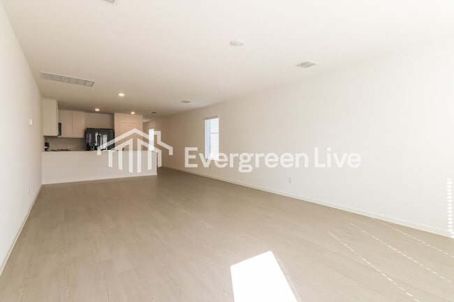 Foto del edificio - 832 Dressage Ln