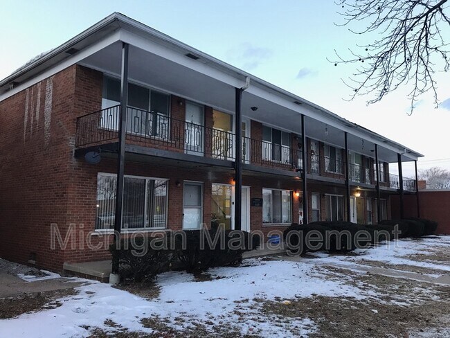 Foto del edificio - 20231 Kelly Rd