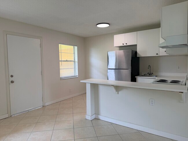 Foto del edificio - 5174 NE 6th Ave