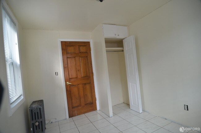 Building Photo - 2 bedroom in Brooklyn NY 11221