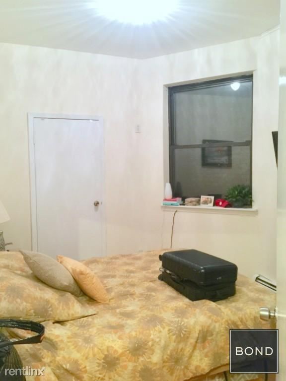 Building Photo - 1 br, 1 bath Apartment - 442 Amsterdam Avenue