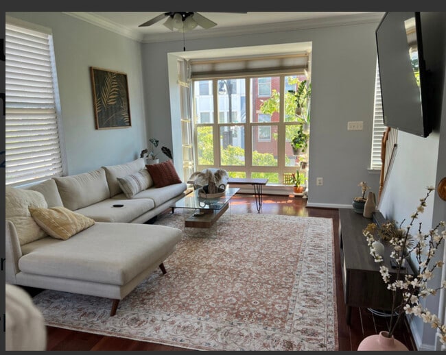 Photo - 122 Lloyd St Townhome