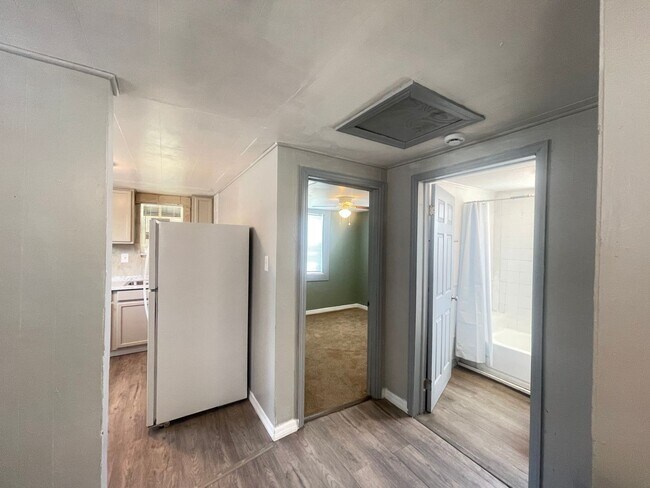 Foto del edificio - Charming 2-Bedroom Home in Apopka. Availab...