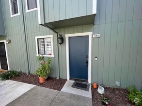 Building Photo - 1148 Maywood Ln