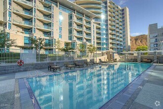 Building Photo - 140 E Rio Salado Pky